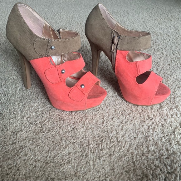 Charlotte Russe Shoes - ❤️EUC Charlotte Russe heels!